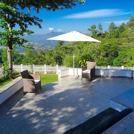 Amandari Holiday Villa Gelioya Экстерьер фото