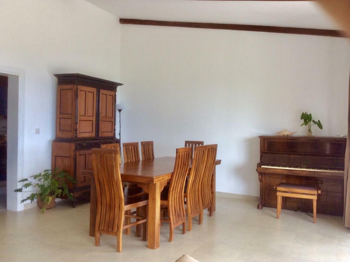 Amandari Holiday Villa Gelioya Экстерьер фото