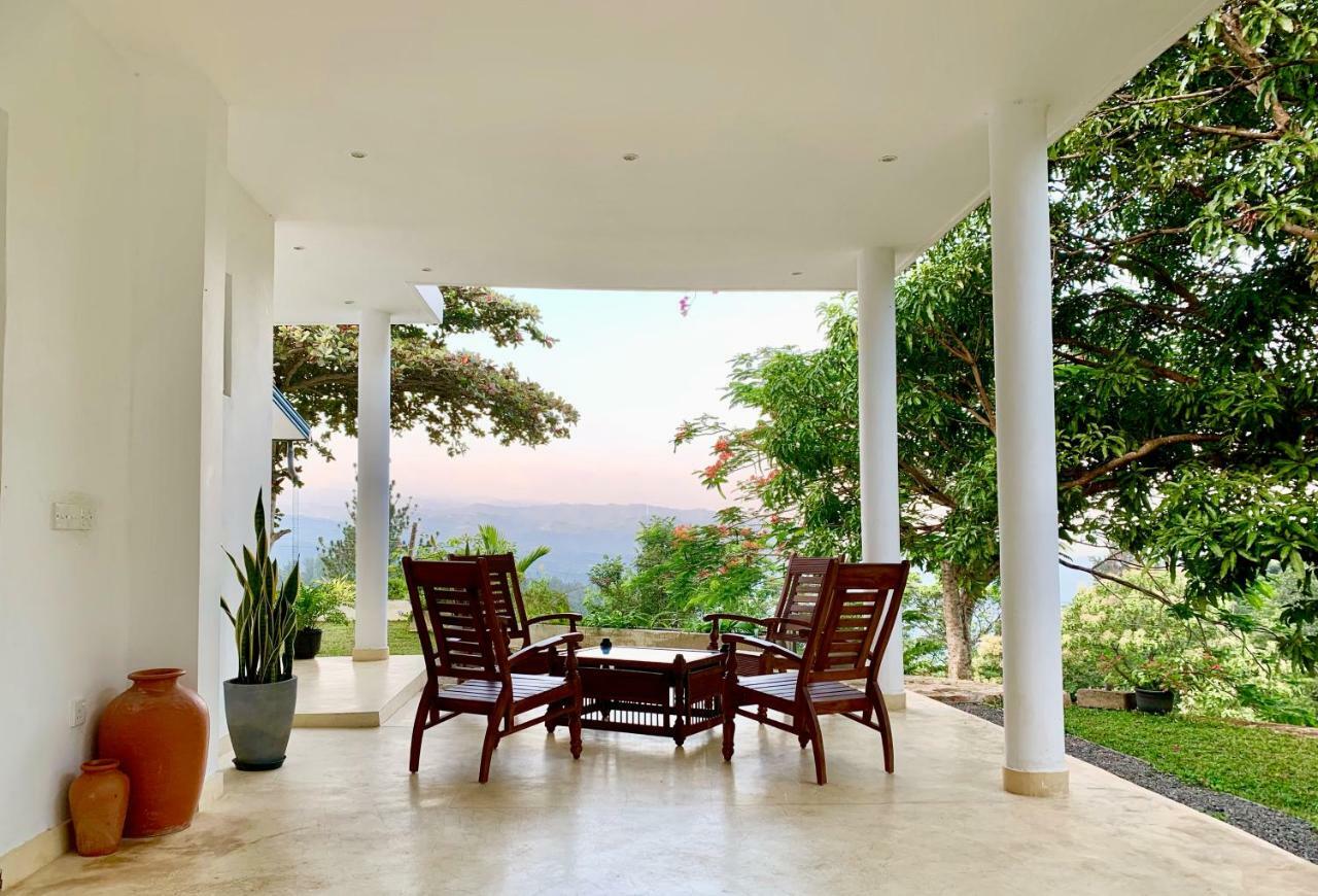 Amandari Holiday Villa Gelioya Экстерьер фото