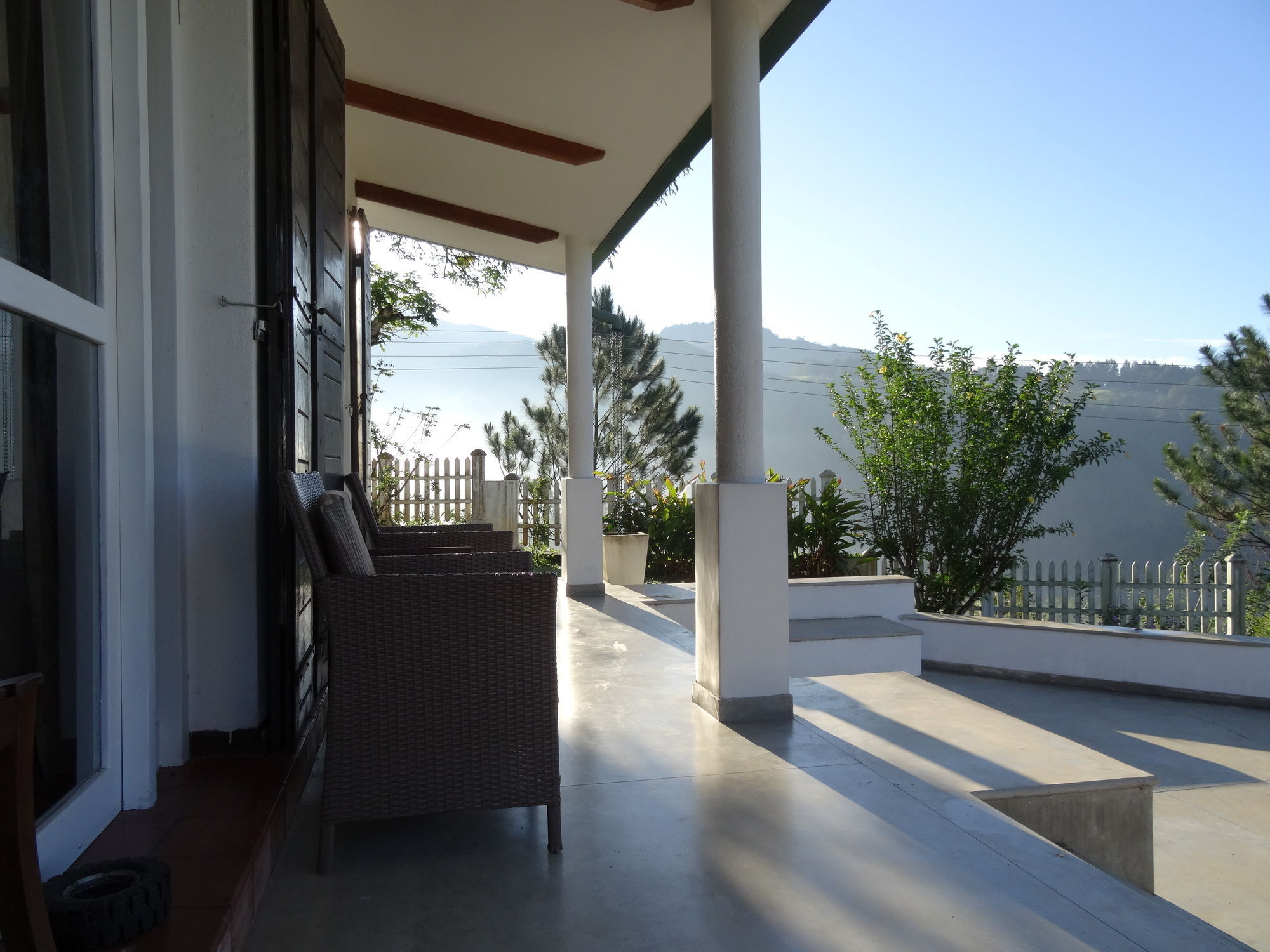 Amandari Holiday Villa Gelioya Экстерьер фото
