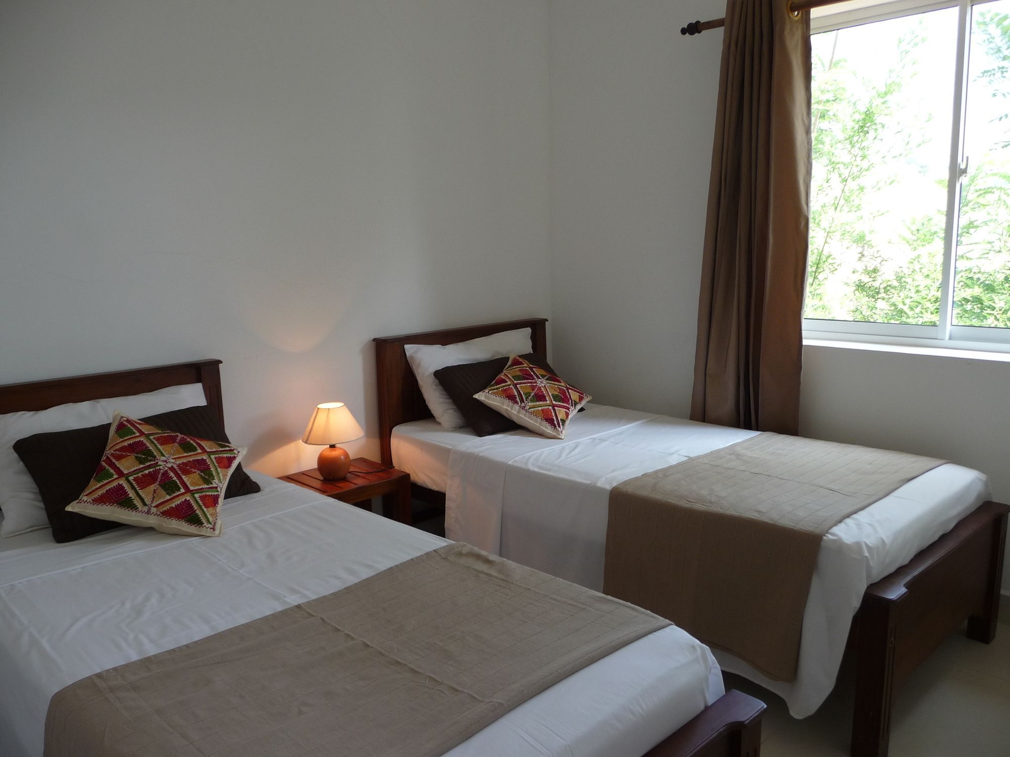 Amandari Holiday Villa Gelioya Экстерьер фото