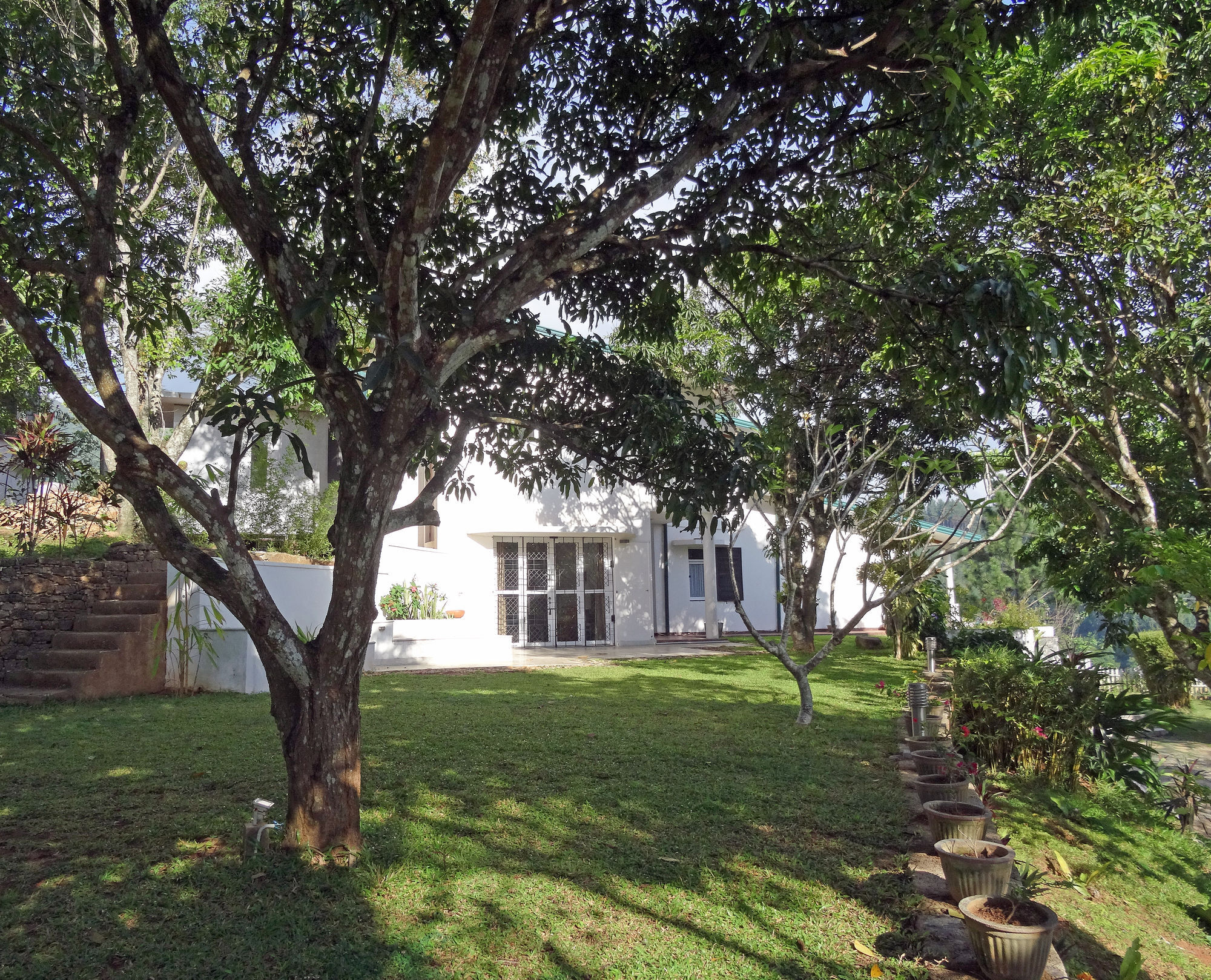 Amandari Holiday Villa Gelioya Экстерьер фото
