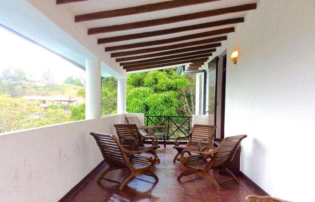 Amandari Holiday Villa Gelioya Экстерьер фото
